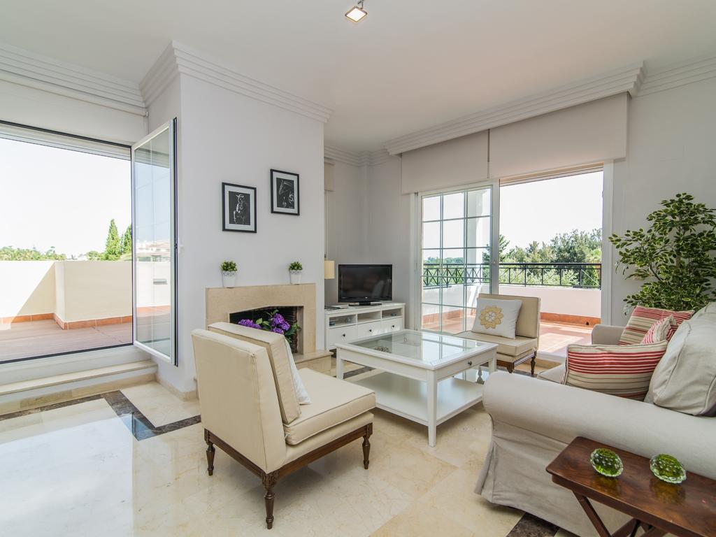 River Garden Spacious Penthouse Marbella Exteriör bild